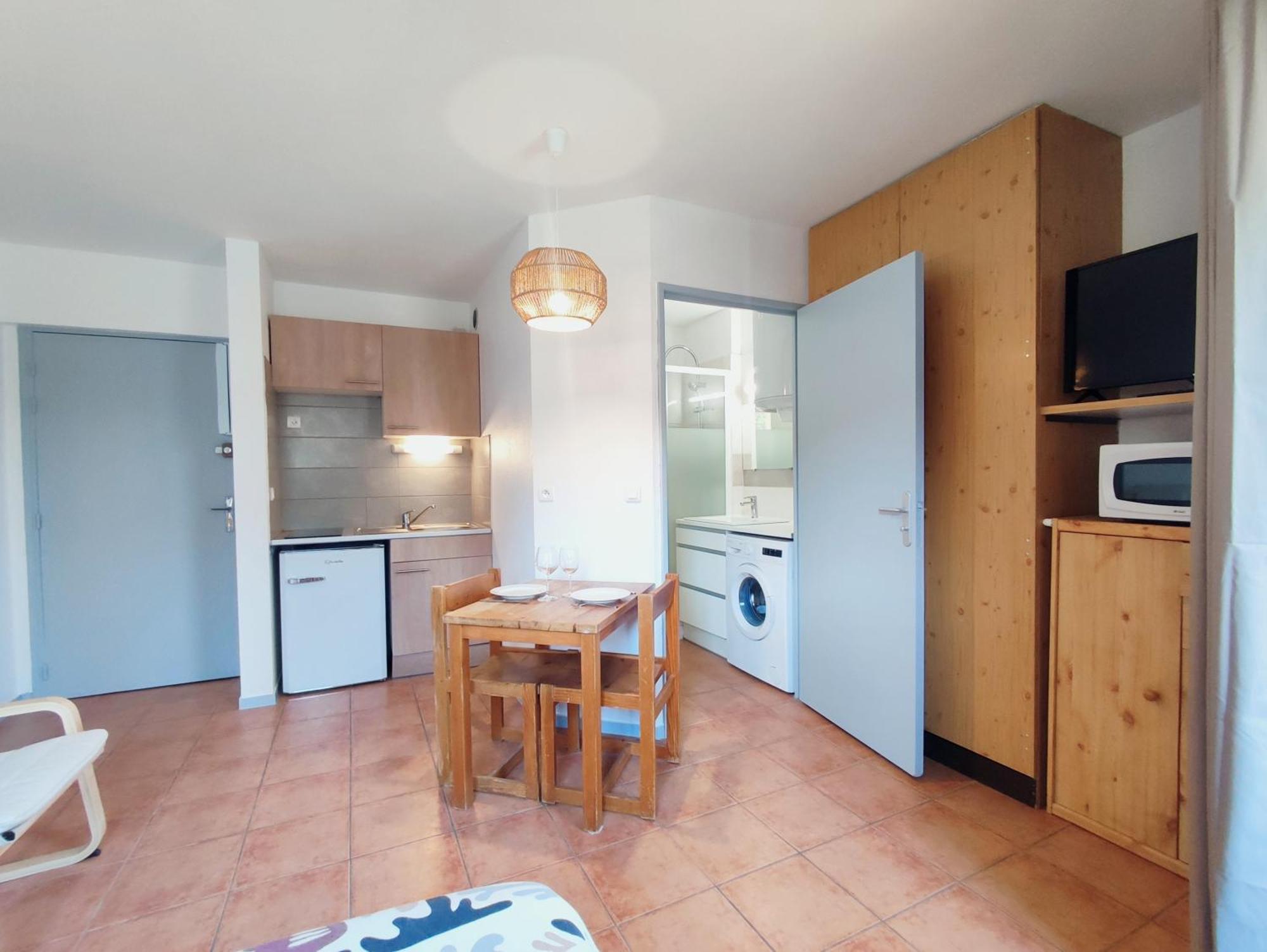 Le Studio Des Garrigues - Climatise Greoux-les-Bains Ngoại thất bức ảnh