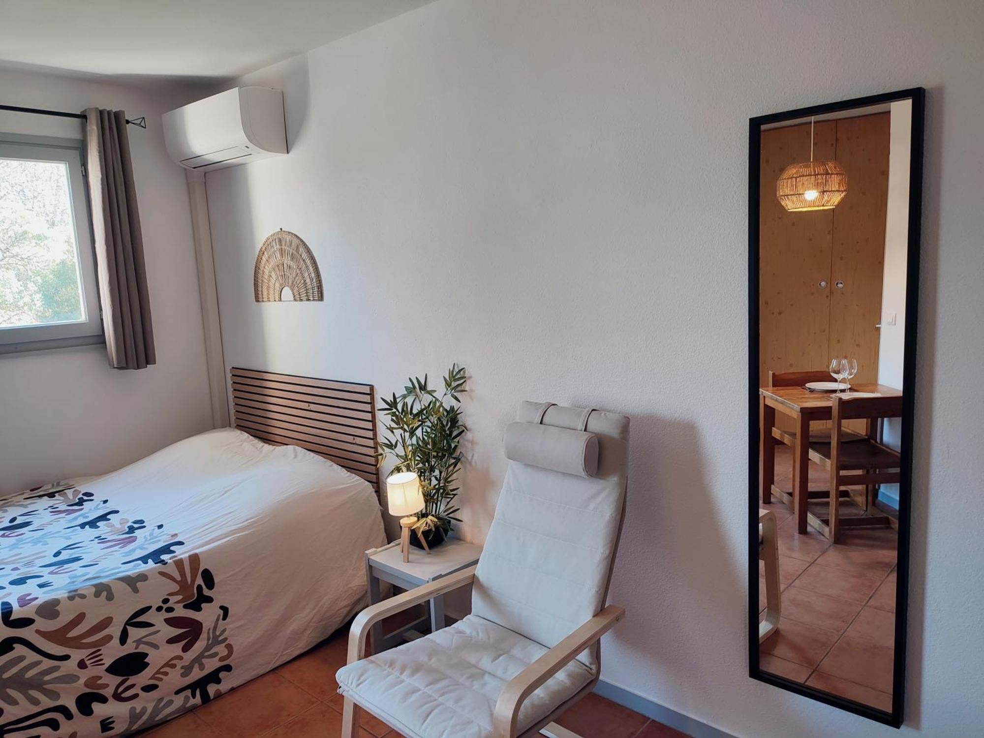 Le Studio Des Garrigues - Climatise Greoux-les-Bains Ngoại thất bức ảnh